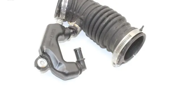 Nissan 370Z Air intake hose/pipe