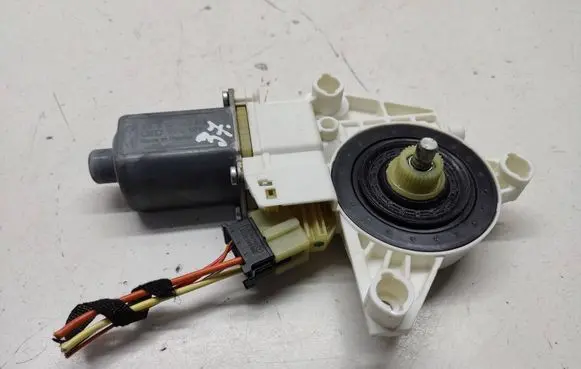 Front door window regulator motor