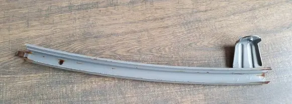 Lexus GS 300 350 430 450H Front door windshield rail 