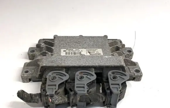 Renault Clio III Engine control unit/module ECU 8200522357