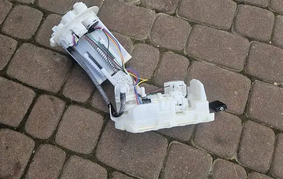 Toyota Camry VIII XV70 In-tank fuel pump 77020-33511-