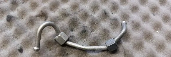 Mazda 3 III Fuel injector supply line/pipe 