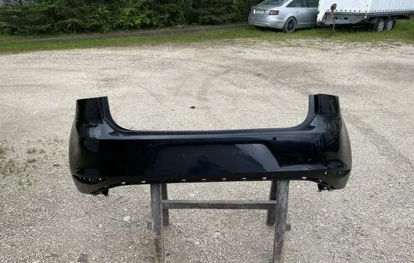 Volkswagen Golf VII Front bumper 5G6807421BK