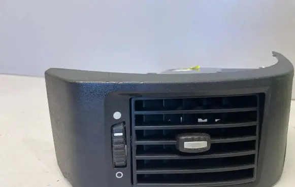 Peugeot Boxer Dashboard side air vent grill/cover trim 385817