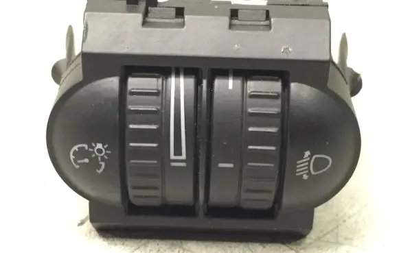 Volkswagen Jetta V Headlight level height control switch 1K0941333D