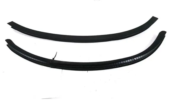 Mercedes-Benz SLK R171 Front door rubber seal A1716970151