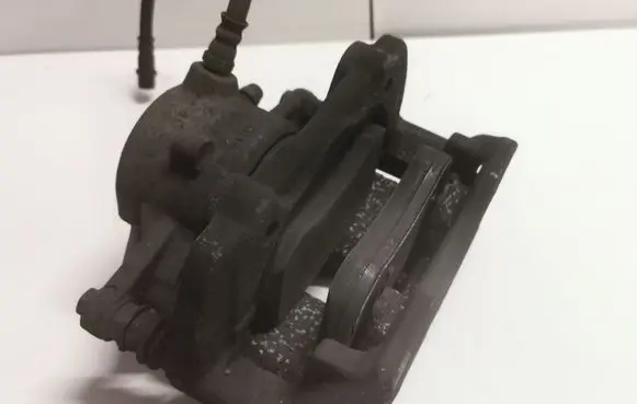 Mercedes-Benz E W212 Front brake caliper
