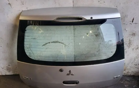 Mitsubishi Colt Tailgate/trunk/boot lid