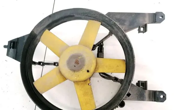 Nissan Micra Radiator cooling fan shroud