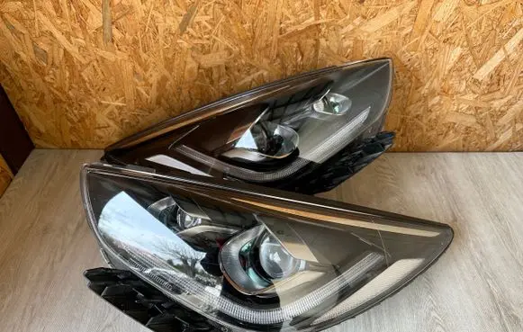 KIA Niro Headlights/headlamps set
