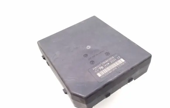 Renault Megane III Fuse module 284B65904R