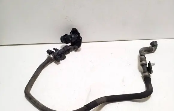 BMW X6 F16 Engine coolant pipe/hose 8514220