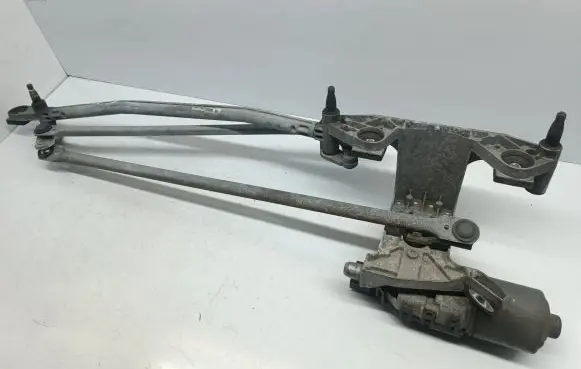Ford Focus C-MAX Front wiper linkage and motor 3M5117508AA 0390241724 3397020600