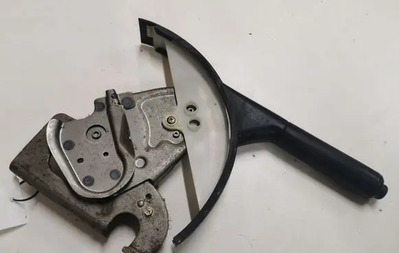 Mazda 5 Handbrake/parking brake lever assembly