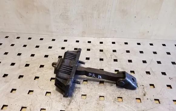 Toyota Avensis T250 Front door check strap stopper