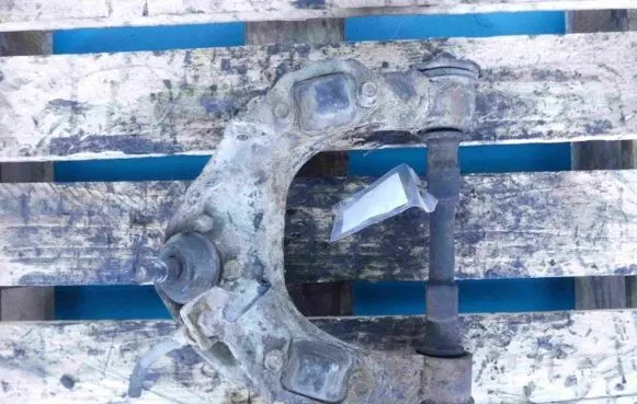 Mitsubishi Pajero Front control arm IMPRK833488