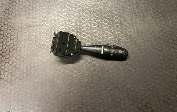 Mitsubishi Colt CZ3 Wiper control stalk 17e018 0364a74