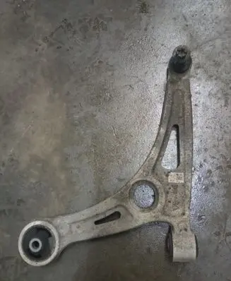 Hyundai Ioniq Front lower control arm/wishbone A6082MF