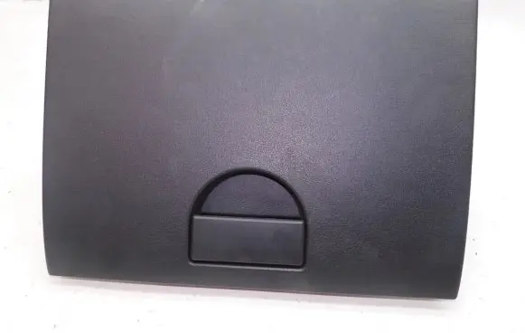Jeep Compass Glove box