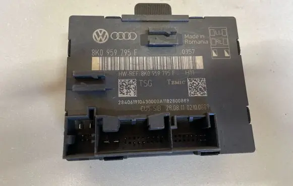 Audi A4 S4 B8 8K Door control unit/module 8K0959795F