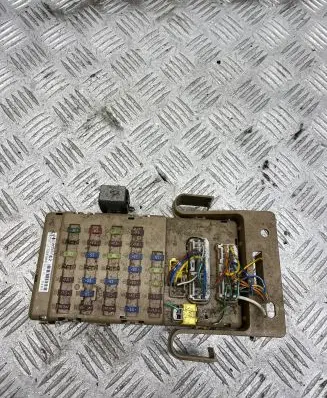 Subaru Legacy Fuse box set 82201AJ000