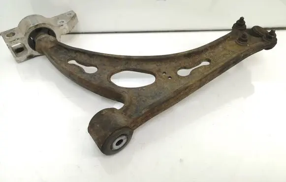 Volkswagen Golf V Front lower control arm/wishbone 1K0407153G 1K0199298G 201967B