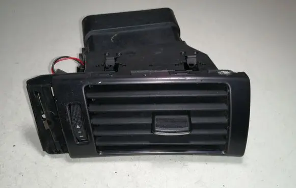 Audi A6 S6 C5 4B Dashboard side air vent grill/cover trim 4B1820902
