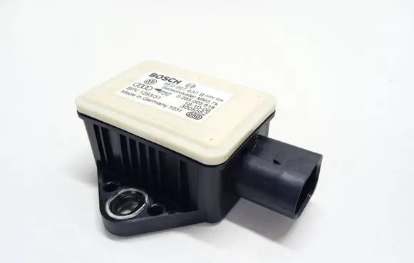 Audi A6 S6 C6 4F ESP acceleration yaw rate sensor 8E0907637B 0265005618 3005552