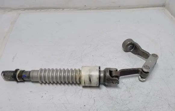 Mercedes-Benz CLS C219 Steering column universal joint 2104620748