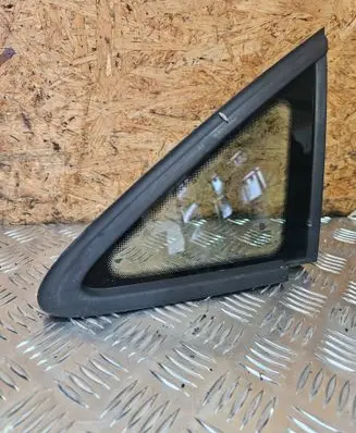 Volkswagen Touran I Front triangle window/glass DOT24M68AS2 E000255 43R00048
