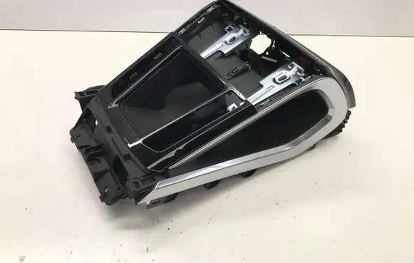 Jaguar I-Pace Other center console (tunnel) element L9D3044C73