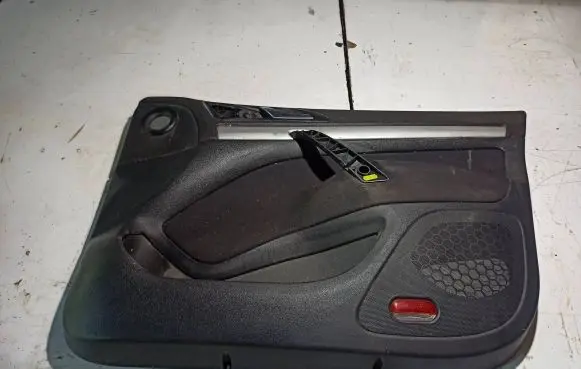 Skoda Octavia Mk2 (1Z) Front door card panel trim 1Z1867006AN 197009821 197009751