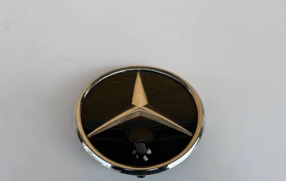 Mercedes-Benz EQE v295 Manufacturer badge logo/emblem A0008882200 C00667