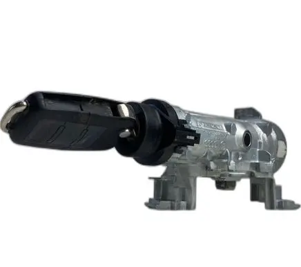 Volkswagen Golf VI Ignition lock 