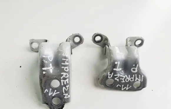 Rear door hinge set