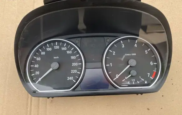 BMW 1 E81 E87 Tachometer 9187322
