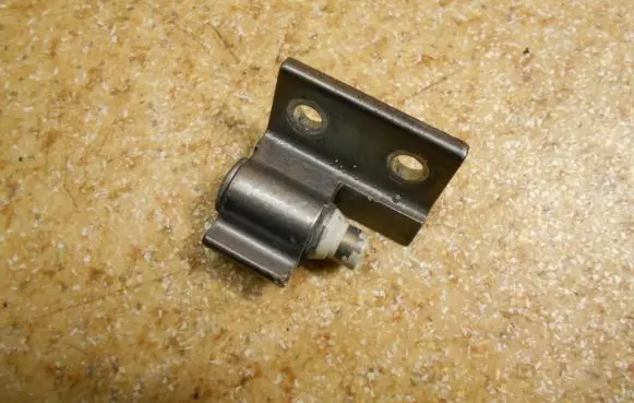 Maserati Quattroporte Front door upper hinge