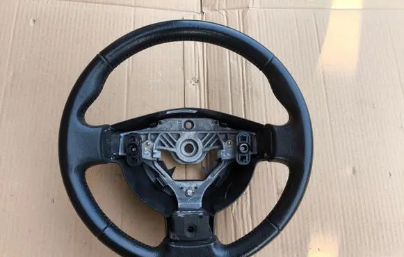 Nissan Qashqai Steering wheel CV400452PG