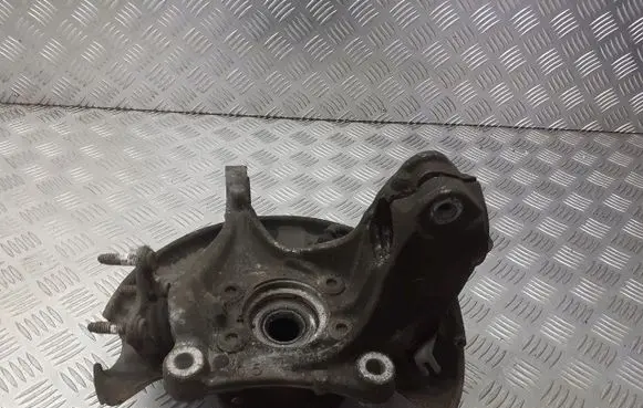 Volkswagen PASSAT B6 Front wheel hub spindle knuckle