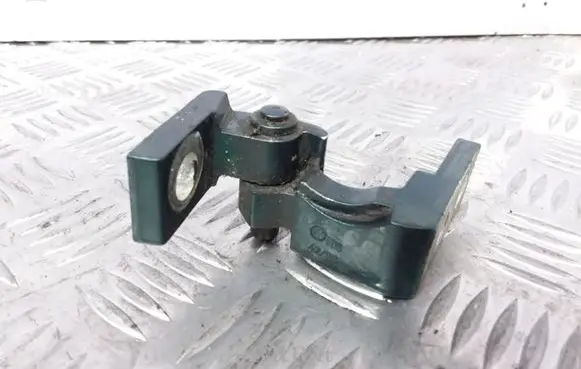 Rear door upper hinge