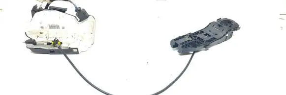 Seat Ibiza IV (6J,6P) Rear door lock 6J0839015F