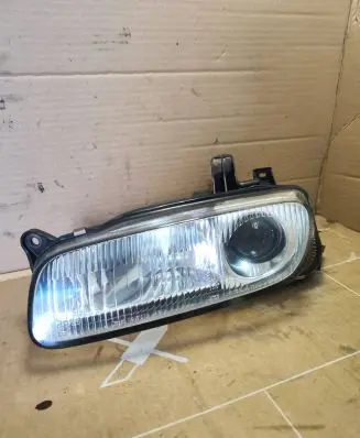 Mazda 323 F Headlight/headlamp 11061708 E13125 3316