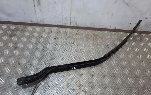 Jaguar XF Windshield/front glass wiper blade 230178166
