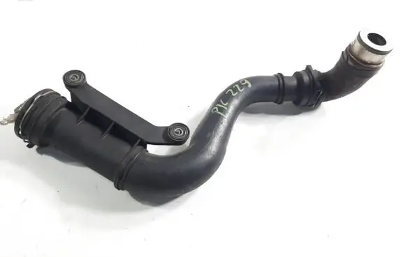 Skoda Octavia Mk2 (1Z) Intercooler hose/pipe 1K0145762CL
