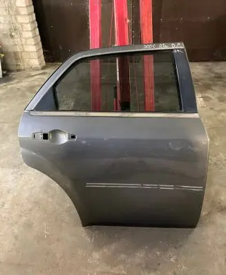 Chrysler 300 - 300C Rear door