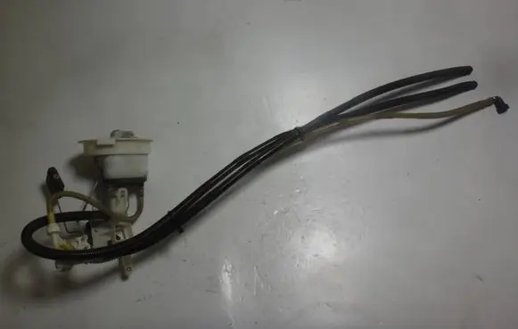 BMW 3 E90 E91 Fuel level sensor 6766919