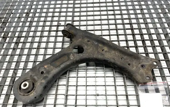 Volkswagen Polo V 6R Front control arm 6R0407152F