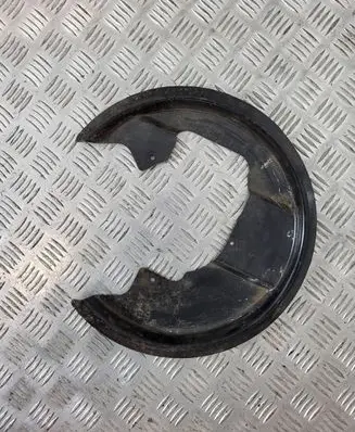 Land Rover Discovery Rear brake disc plate dust cover 