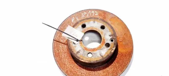 Mercedes-Benz C AMG W204 Front brake disc ventiliuojamas