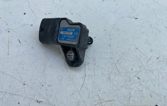 Opel Insignia A Air pressure sensor 0281002845